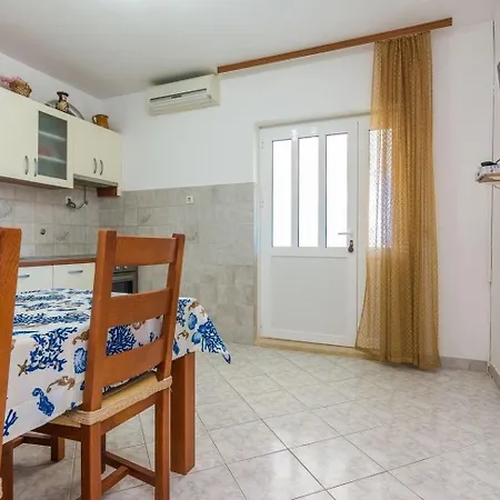 Ferienwohnung Fuer 4 Personen Ca 50 Qm In Privlaka, Dalmatien Norddalmatien Apartament Privlaka (Zadar)